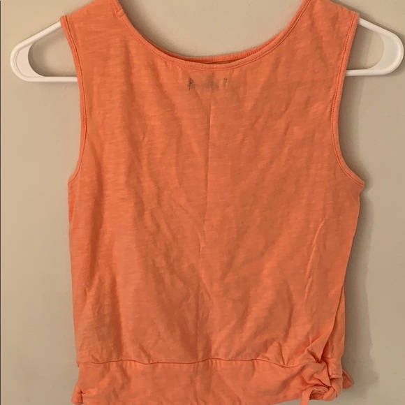 GAP tee - Picture 2 of 2